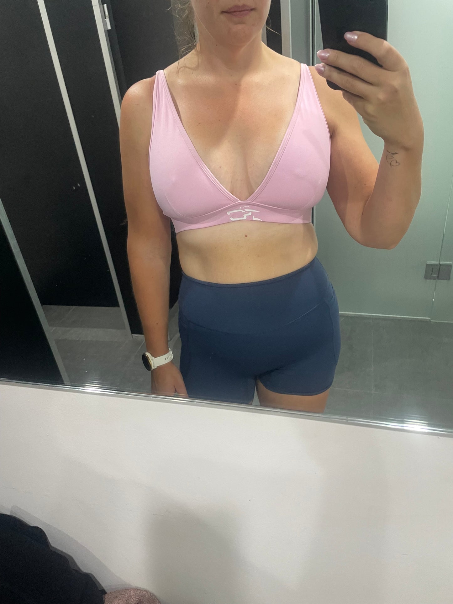 womans V-Cut Bra